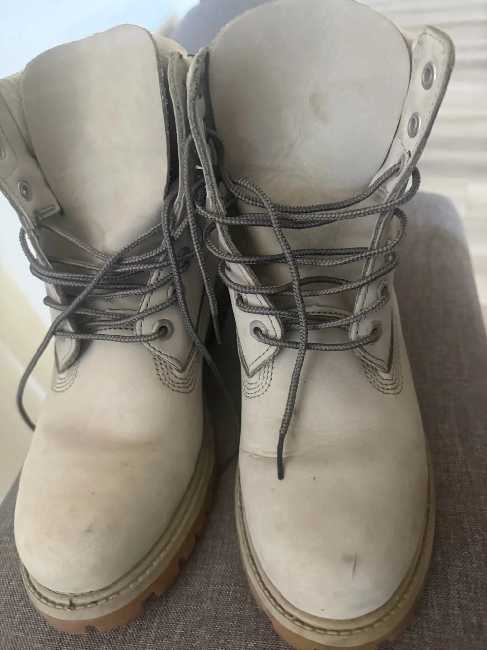 Timberland Off-White Leather Lace-Up Work Boot with Tan Lug Sole